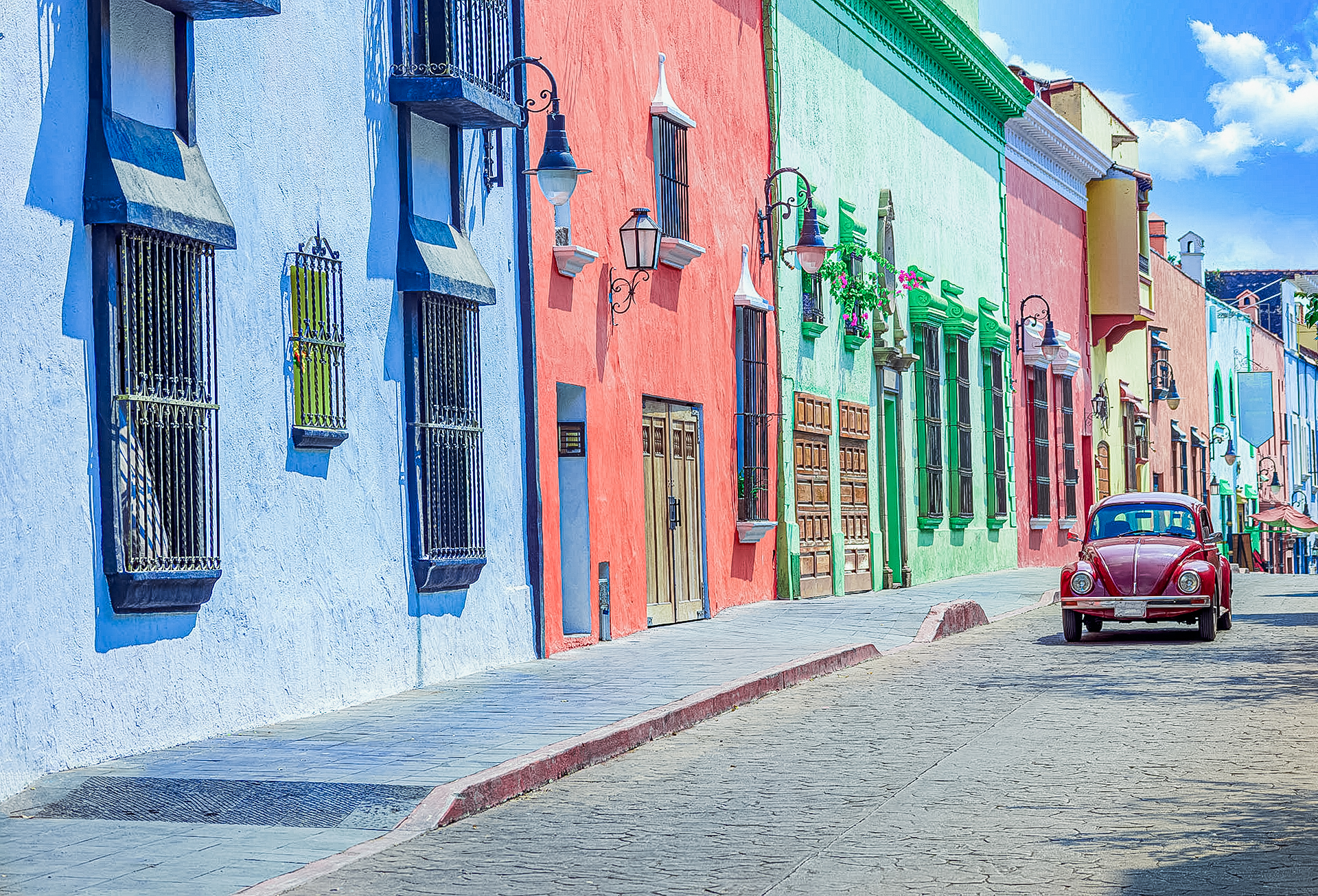 rue avec maisons colorées mexico
